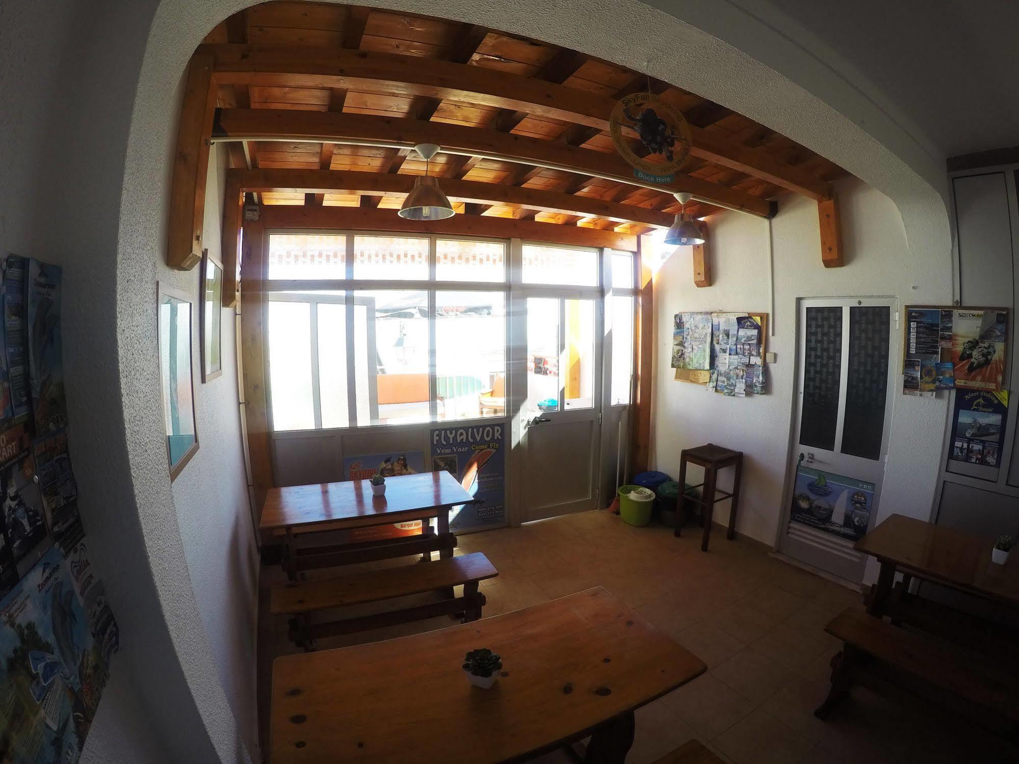 Ria Hostel Alvor Портиман Екстериор снимка